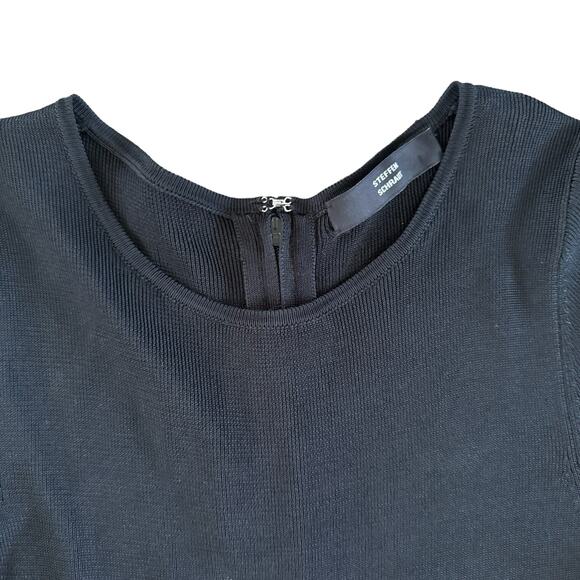 NWOT Steffen Schraut Black & Navy The Heritage Pleated Sweater Dress - Size 10 - Picture 4 of 13